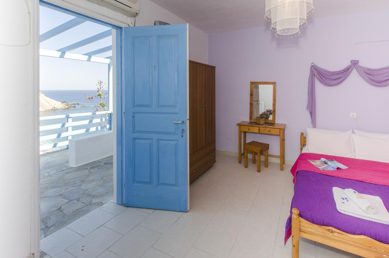 Thalassopetra Strand van Agia Kiriaki Buitenkant foto