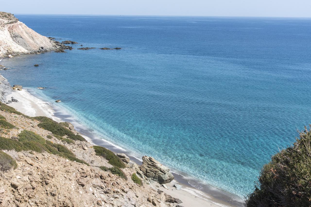 Thalassopetra Strand van Agia Kiriaki Buitenkant foto